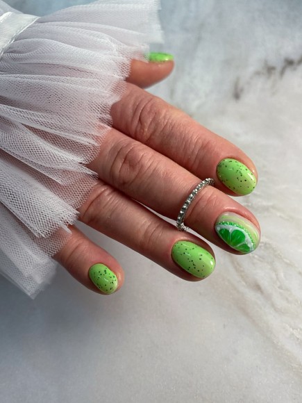 Гель-лак Akinami Smoothies 06, 9мл Гель-лак Akinami Smoothies 06, 9мл